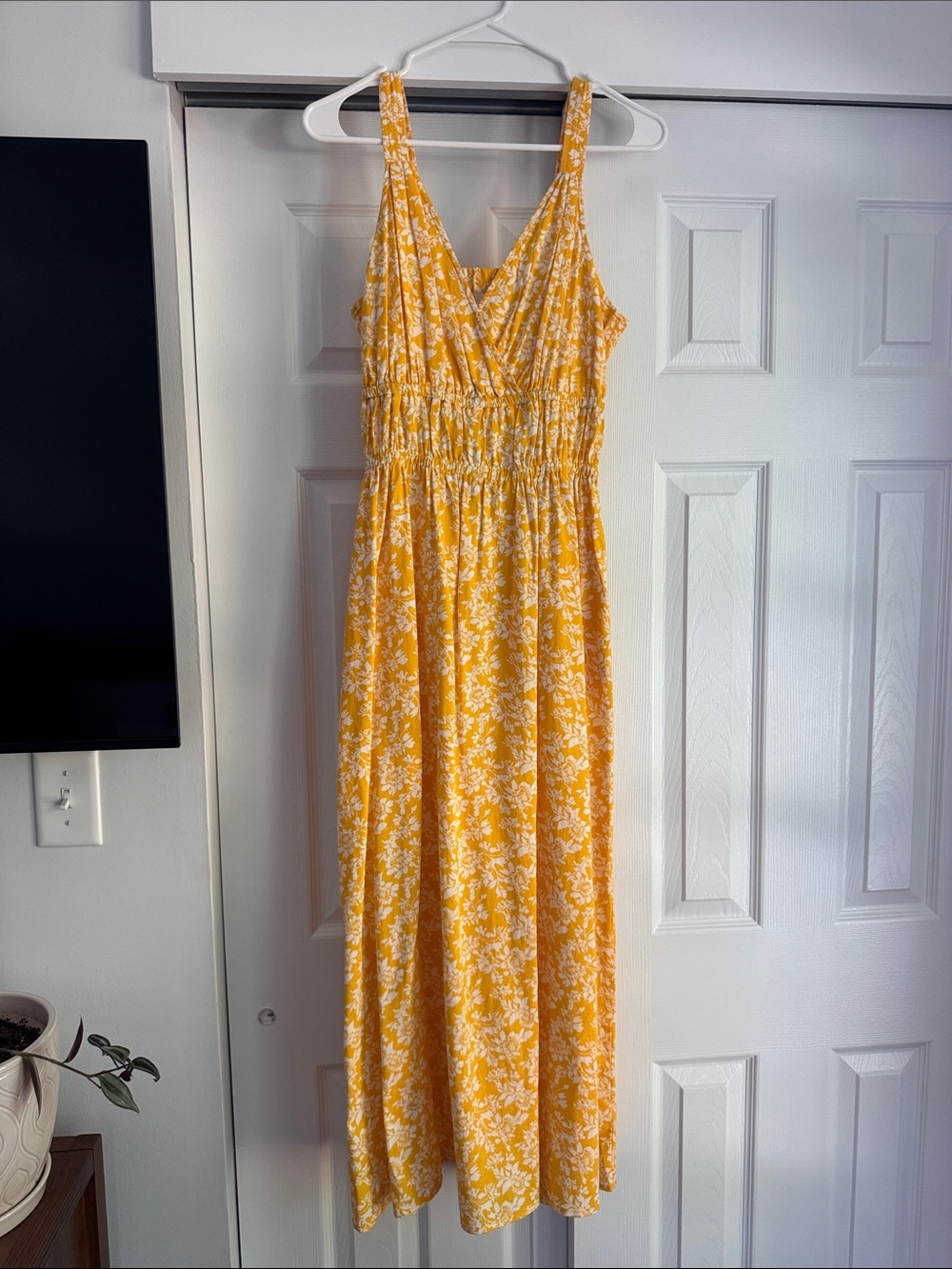 Universal Thread Yellow Floral Maxi Dress with Smocked Waist